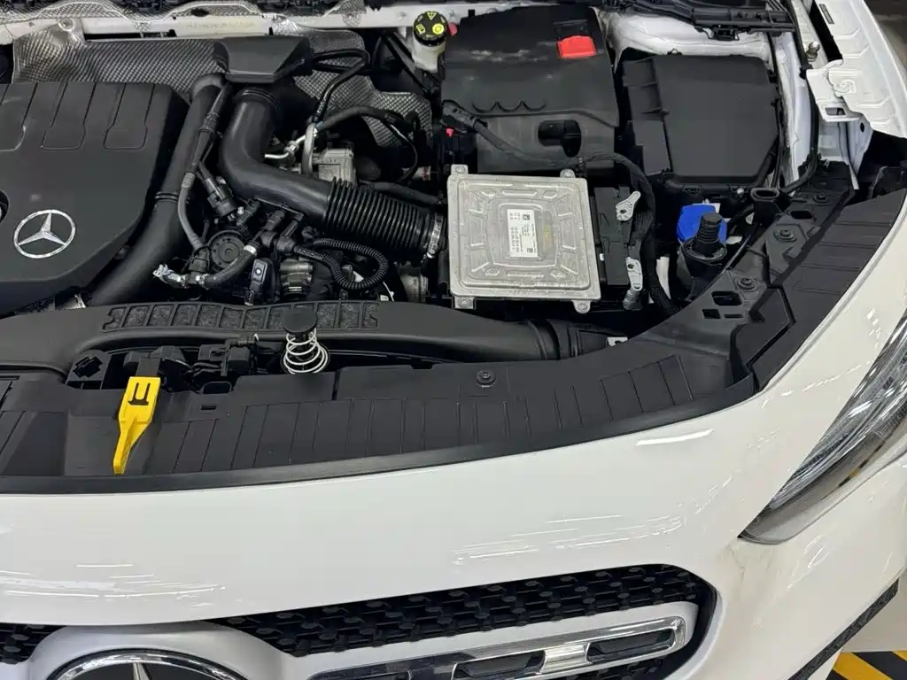 Mercedes-Benz GLA — миниатюра 6