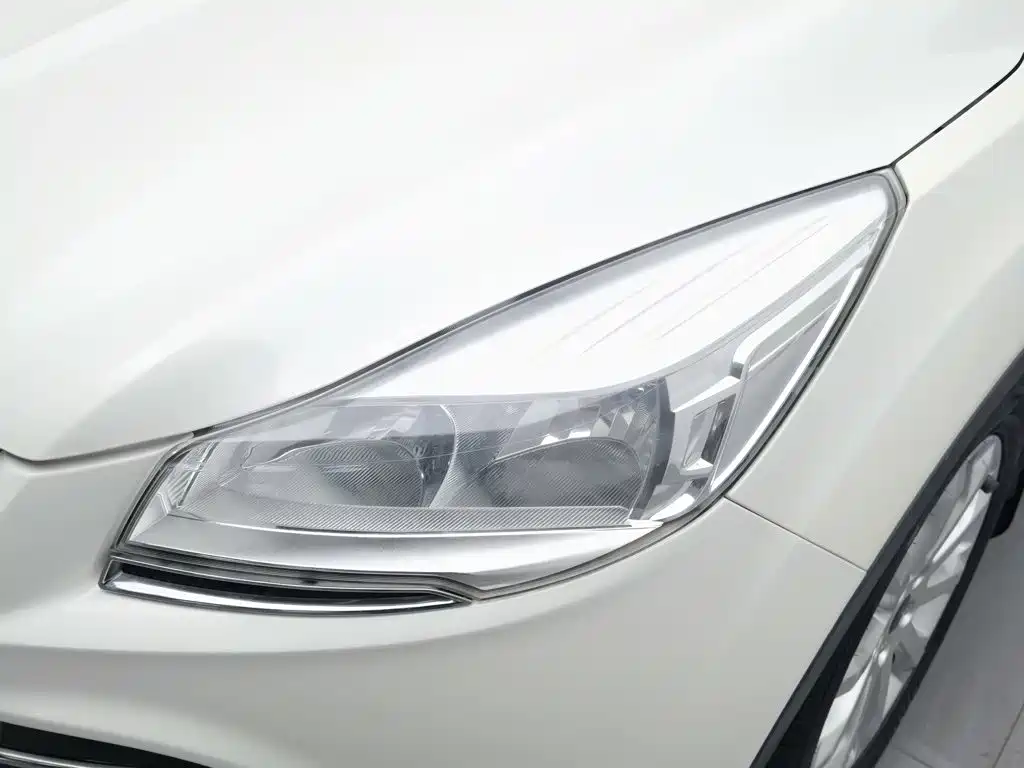 Ford Kuga — миниатюра 7