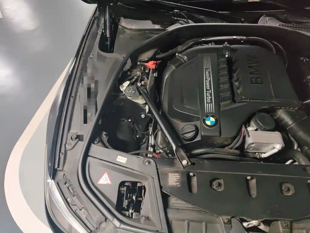 BMW 5 Series — миниатюра 20