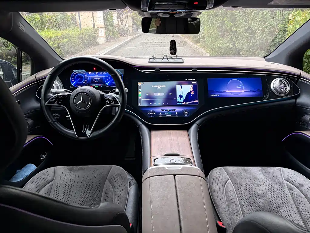Mercedes-Benz EQS — миниатюра 7