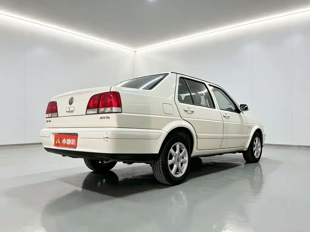 Volkswagen Jetta — миниатюра 12