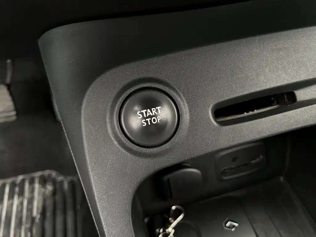Renault Captur — миниатюра 18