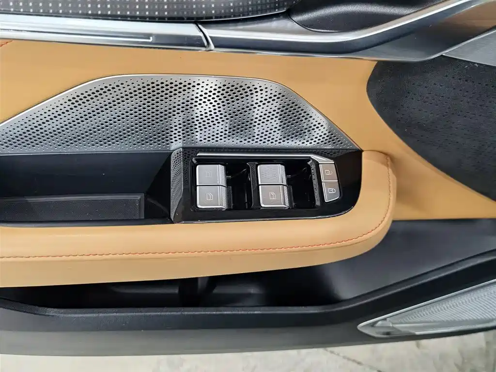 ZEEKR EXTREME KRYPTON 001