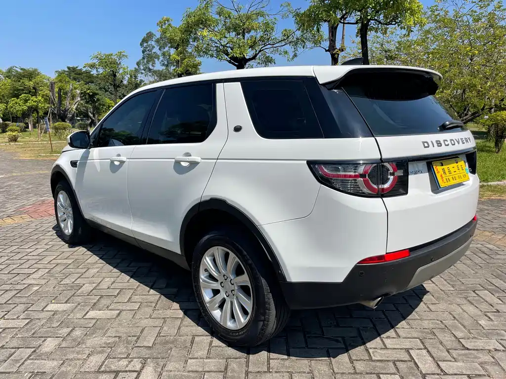 Land Rover Discovery Sport — миниатюра 7