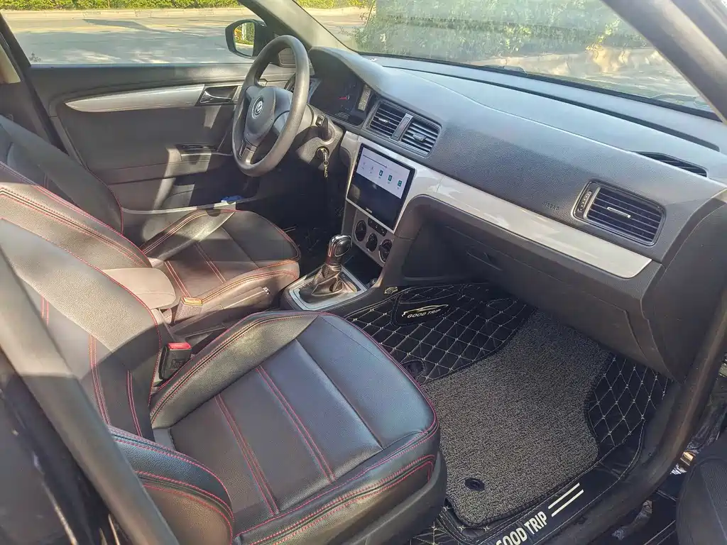 Volkswagen Lavida — миниатюра 8