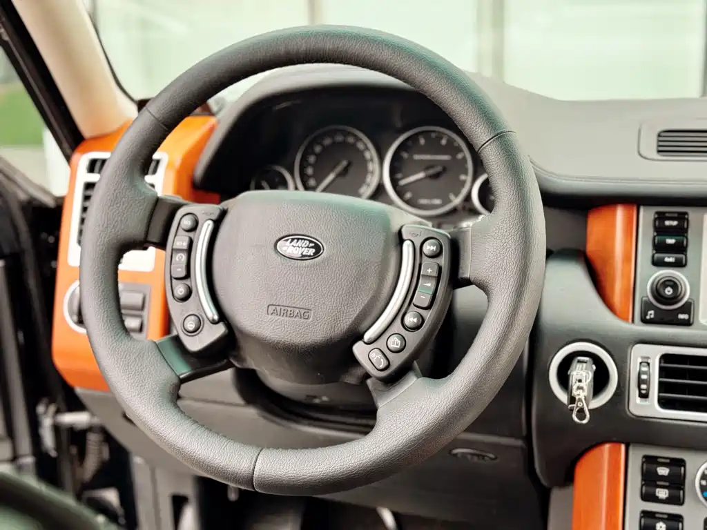 Land Rover Range Rover — миниатюра 14