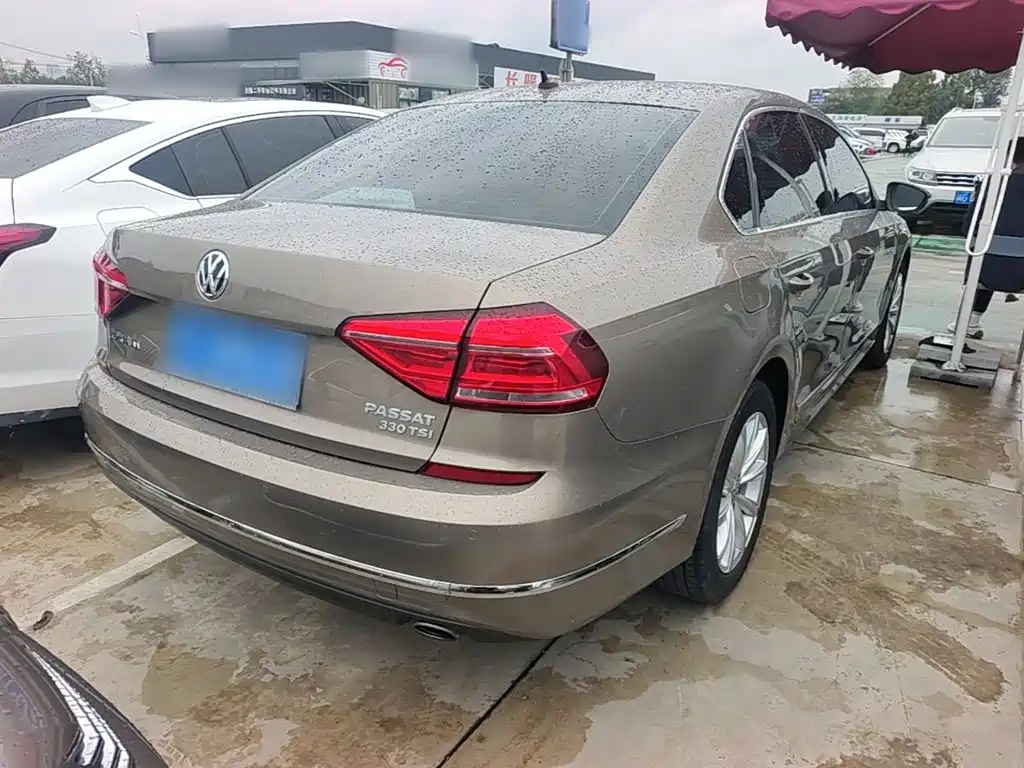 Volkswagen Passat — миниатюра 7