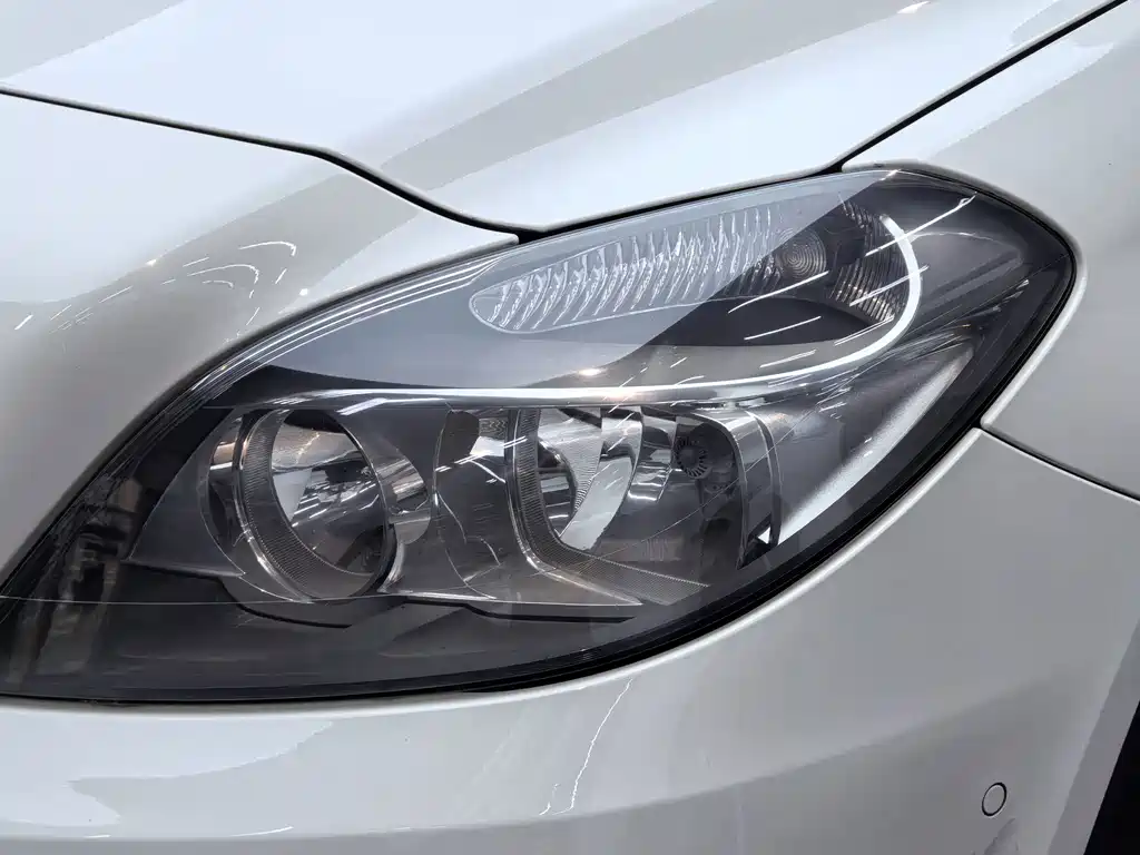 Mercedes-Benz B-Class — миниатюра 18