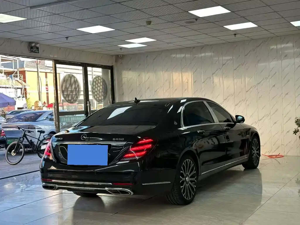 Mercedes-Benz S-Class — миниатюра 9