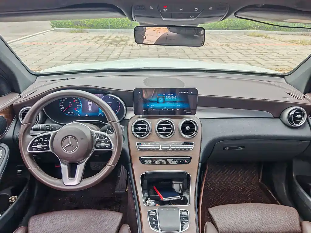 Mercedes-Benz GLC — миниатюра 8