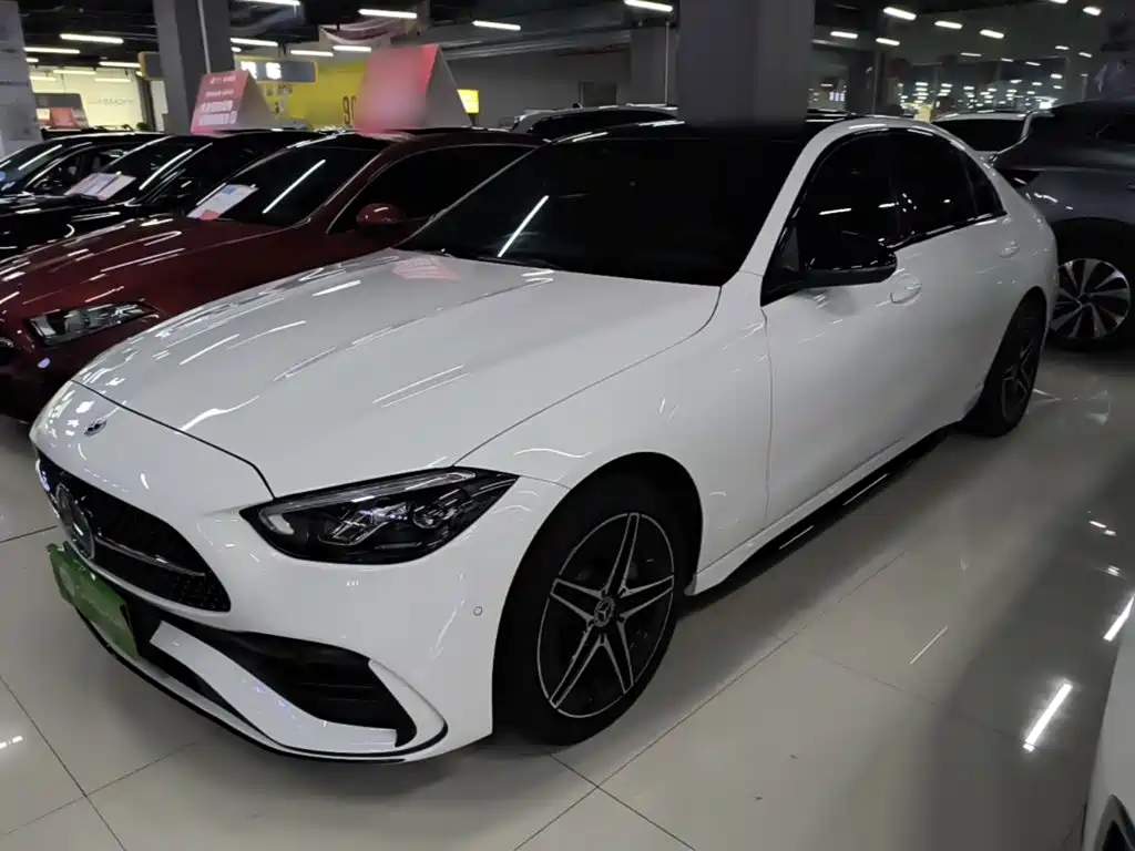 Mercedes-Benz C-Class — миниатюра 2