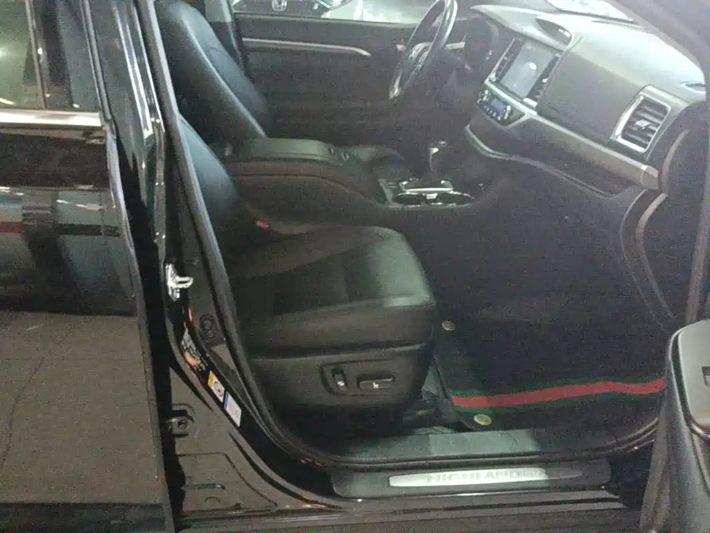 Toyota Highlander — миниатюра 25