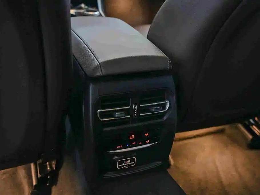 BMW 3 Series — миниатюра 7