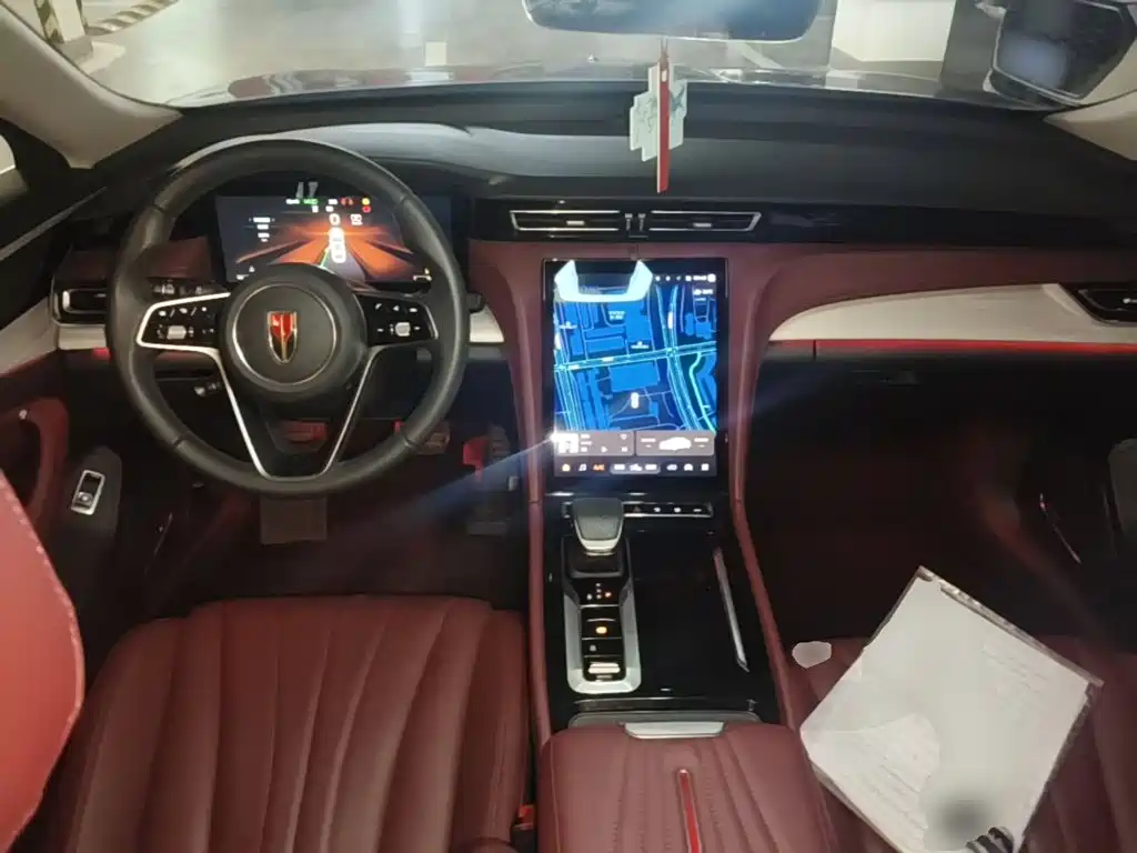 Hongqi Hongqi H5 — миниатюра 14
