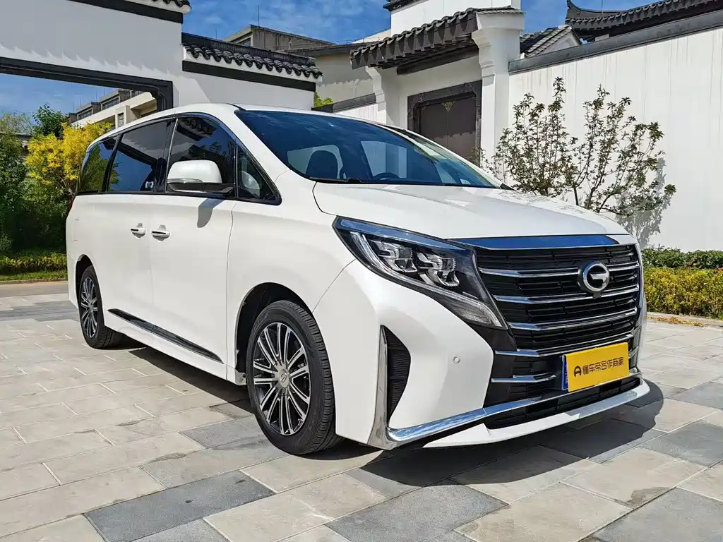 GAC TRUMPCHI M8