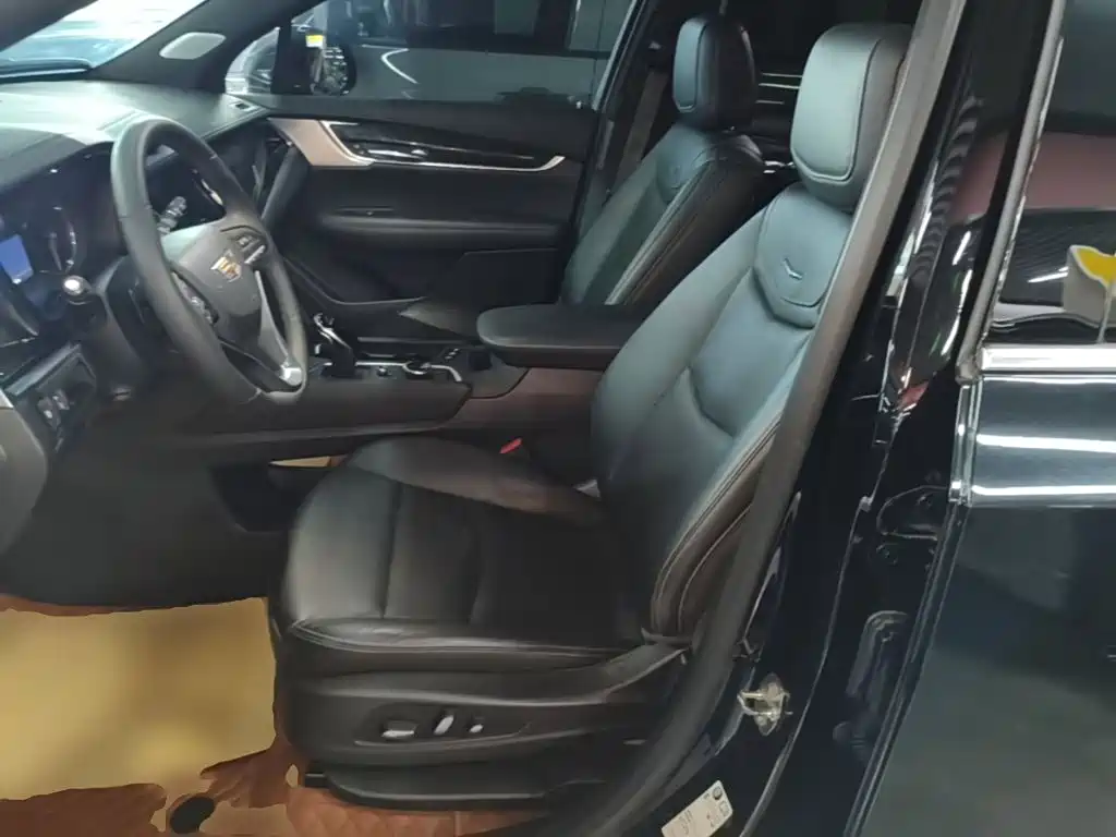 Cadillac XT6 — миниатюра 15