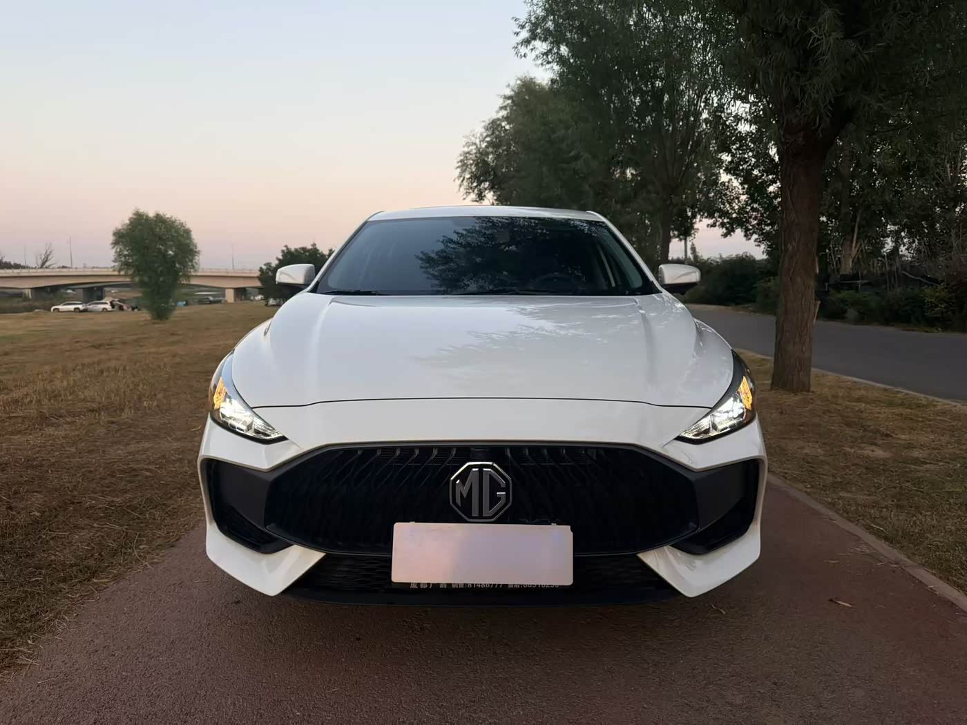MG MG5 1.5 л 2024 г. Белый, пробег 11000 км