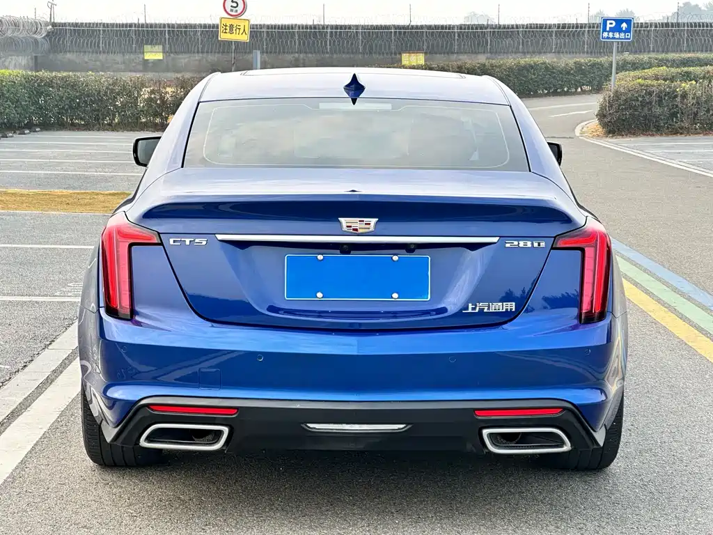 CADILLAC CT5