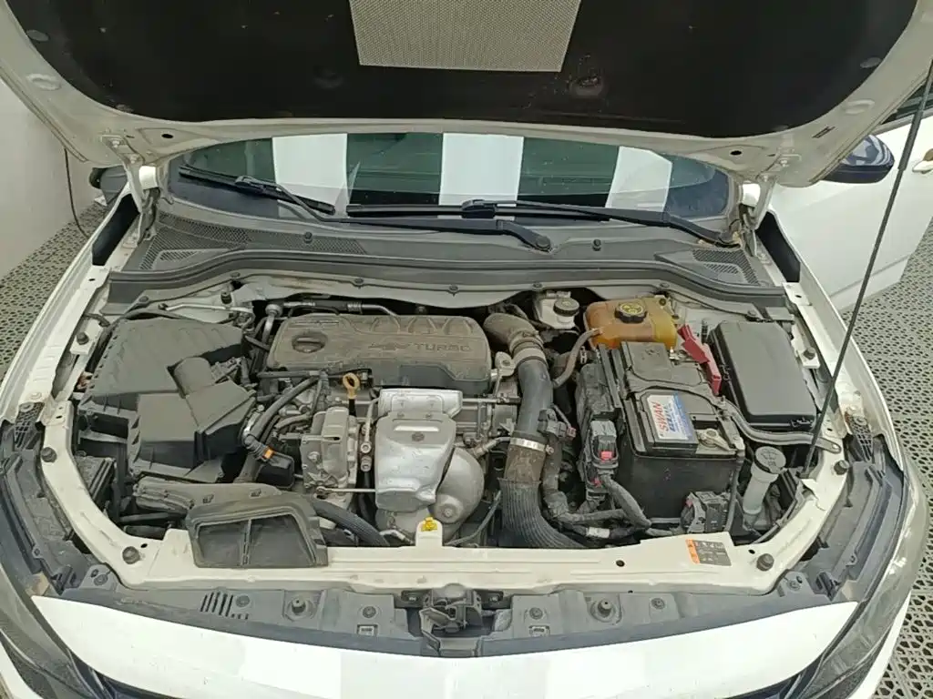 Chevrolet Monza — миниатюра 20