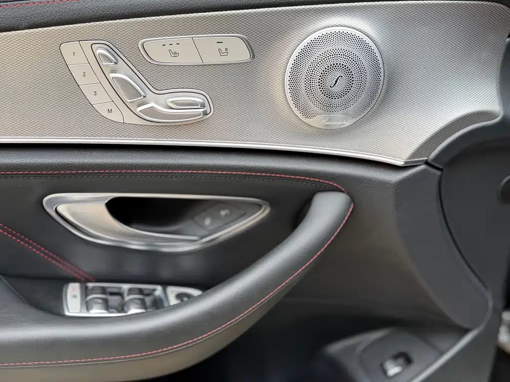 Mercedes-Benz E-Class AMG — миниатюра 7