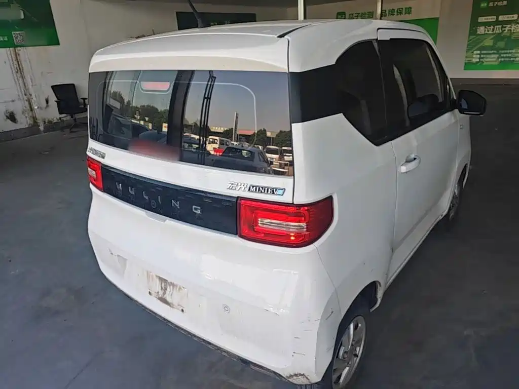 Wuling MINIEV — миниатюра 7
