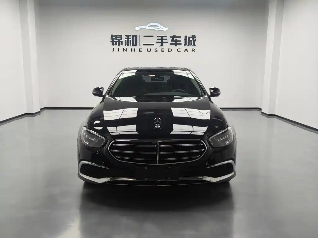 Mercedes-Benz E-Class — миниатюра 2