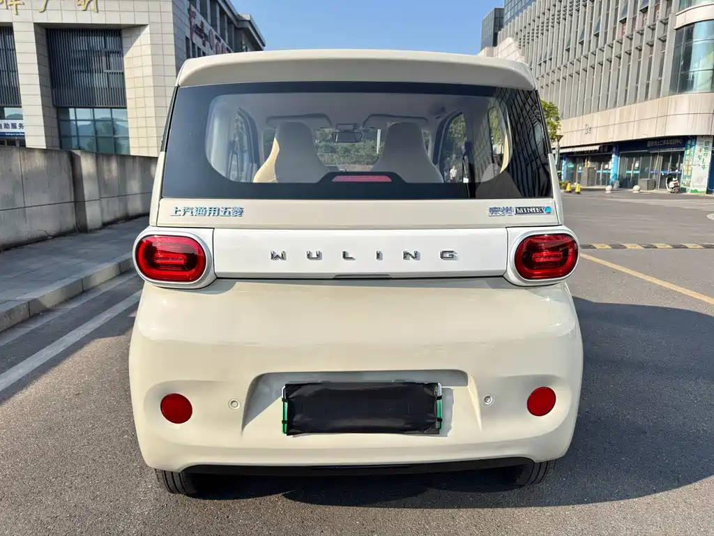 Wuling MINIEV — миниатюра 17