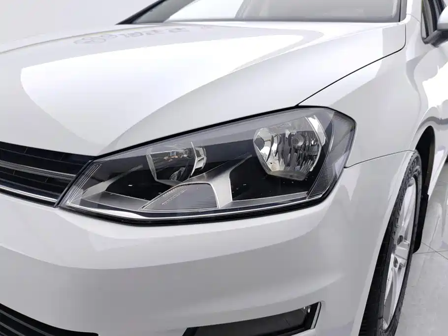 Volkswagen Golf — миниатюра 5