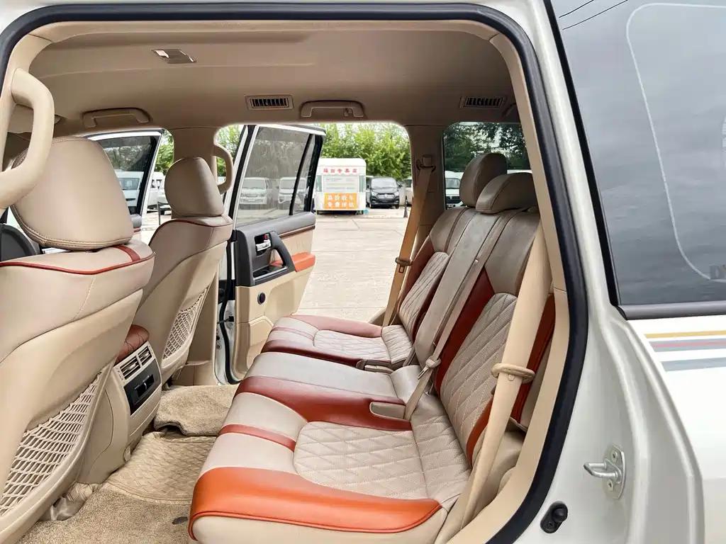 Toyota Land Cruiser — миниатюра 18
