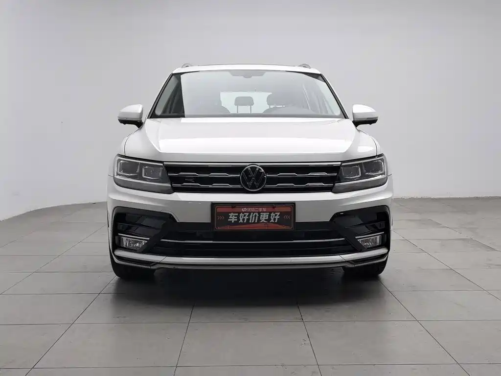 Volkswagen Tiguan L — миниатюра 3