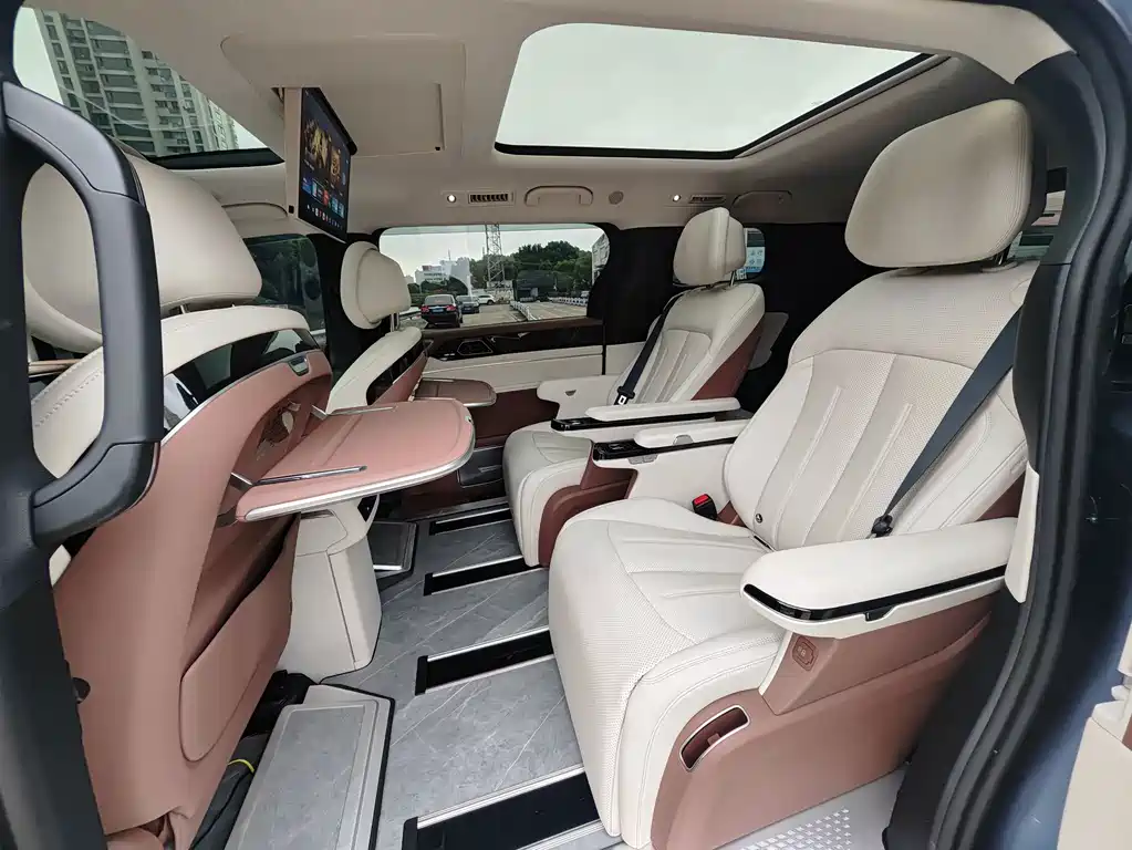 BYD Xia — миниатюра 7