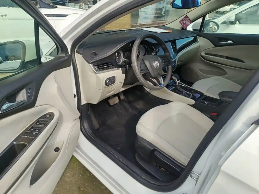 Buick Verano — миниатюра 16