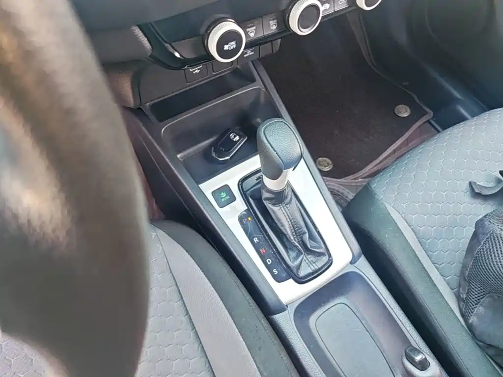 Honda Fit — миниатюра 14