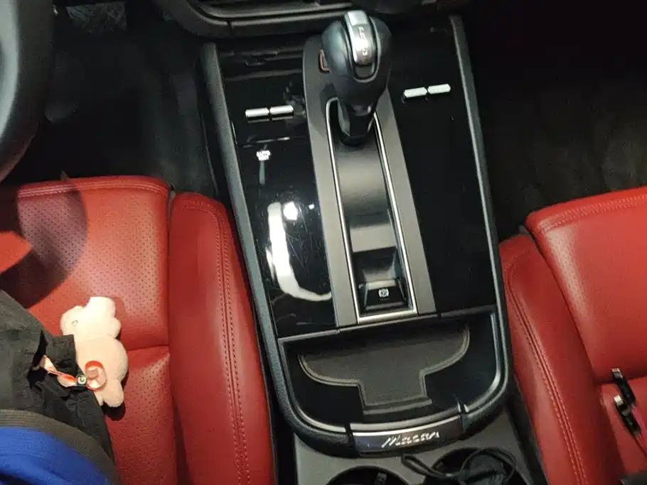 Porsche Macan — миниатюра 15