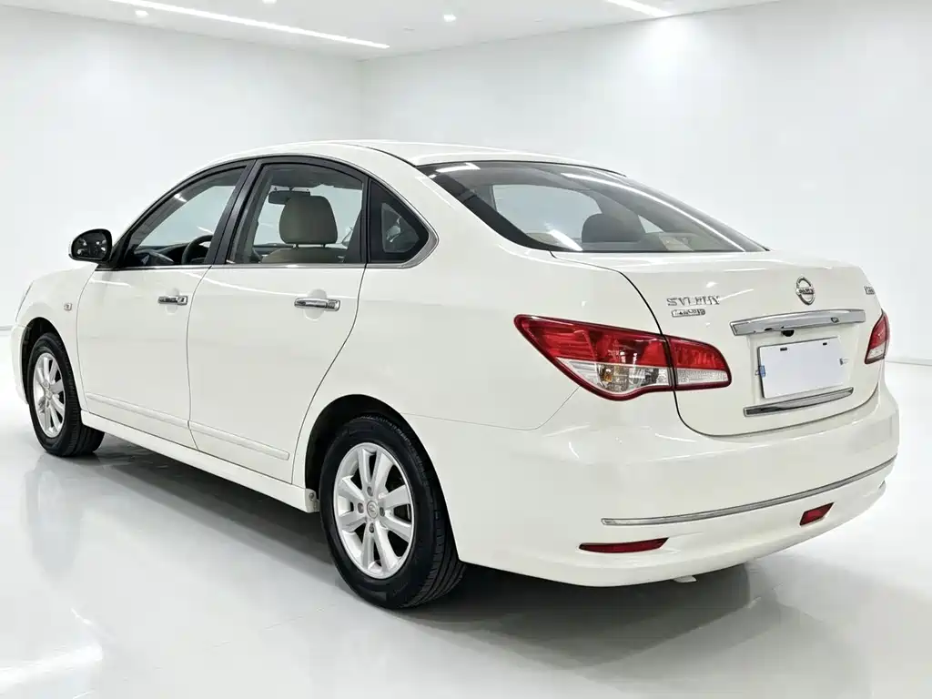 Nissan Sylphy — миниатюра 10