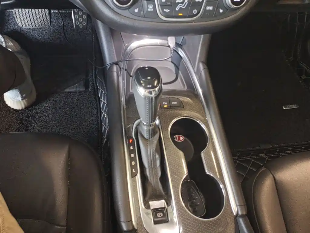 Chevrolet Malibu XL — миниатюра 14