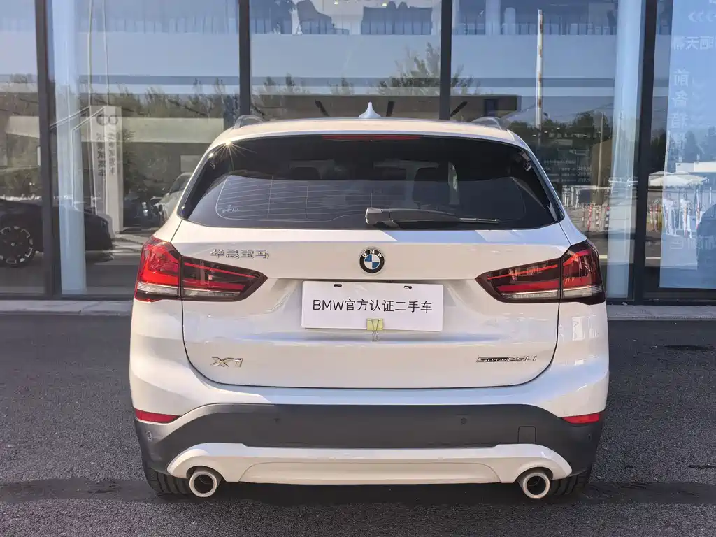 BMW X1 — миниатюра 5