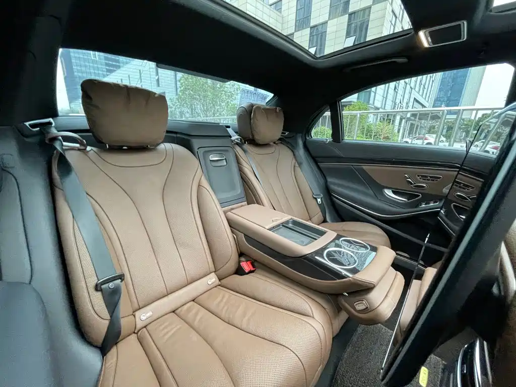Mercedes-Benz S-Class — миниатюра 24