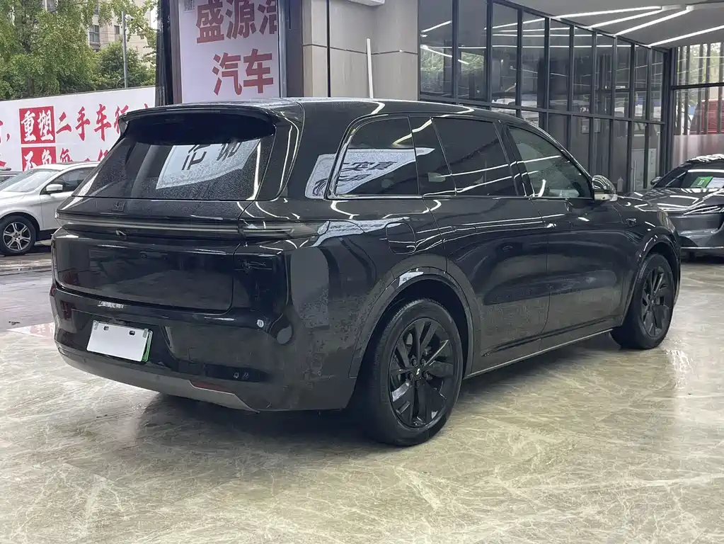 Li Auto Li L8 — миниатюра 7