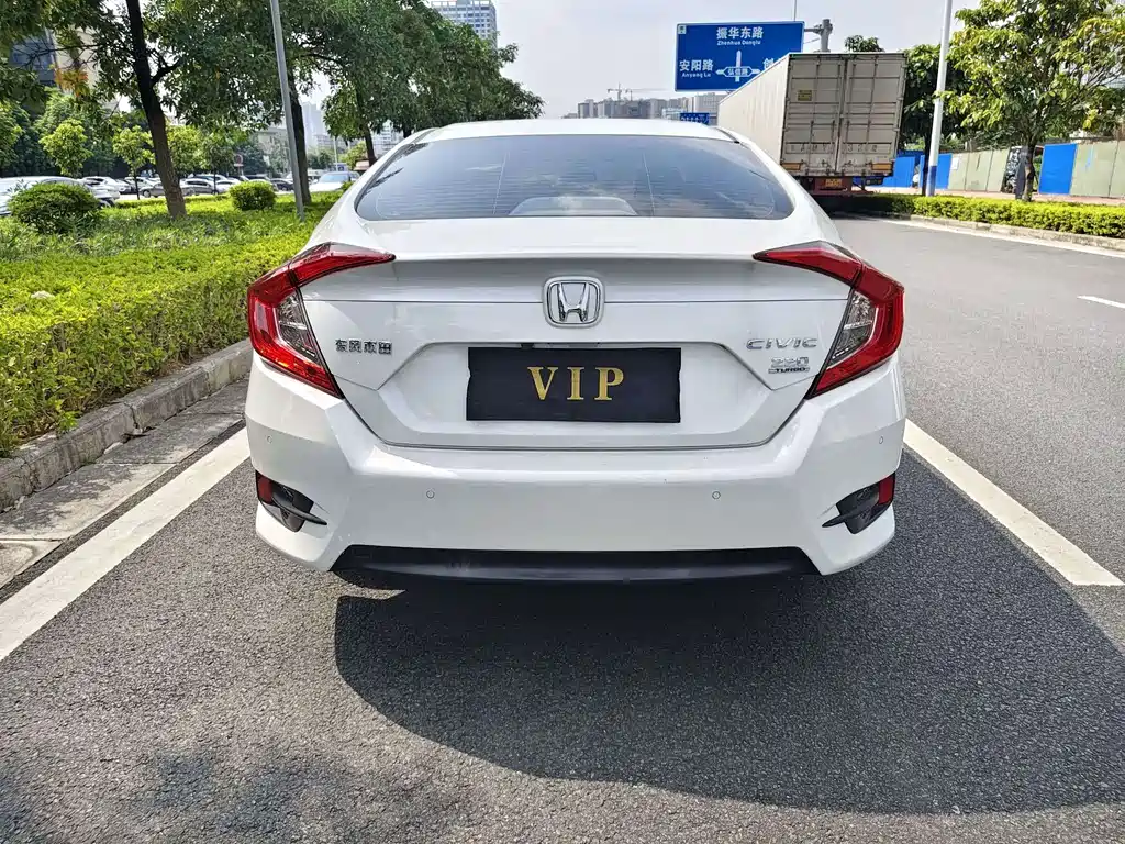 Honda Civic — миниатюра 14