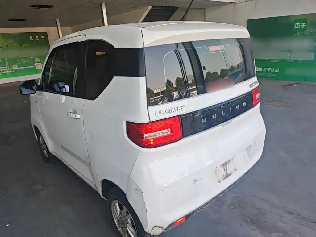 Wuling MINIEV — миниатюра 5