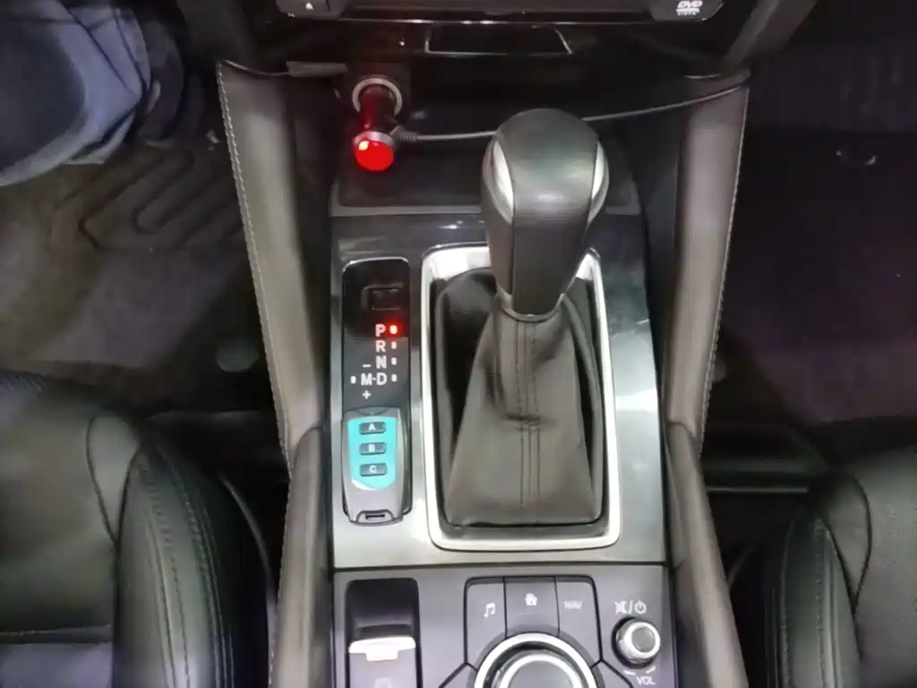 Mazda Atenza — миниатюра 14