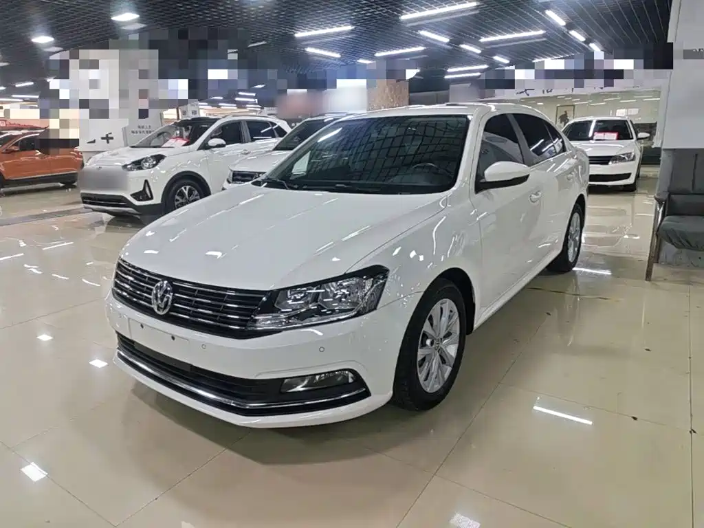 Volkswagen Lavida — миниатюра 2