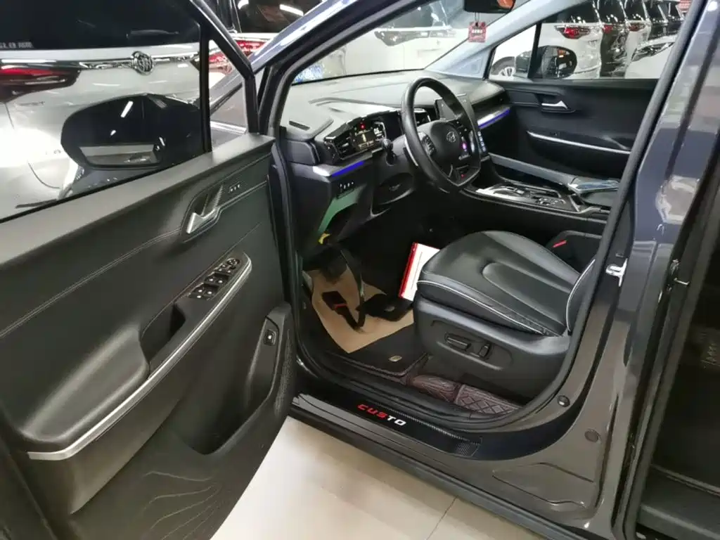 Hyundai Custo — миниатюра 16
