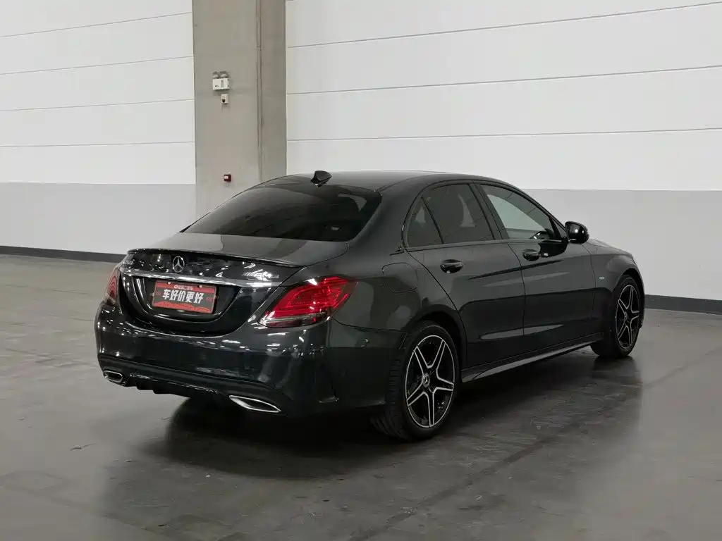 Mercedes-Benz C-Class — миниатюра 2