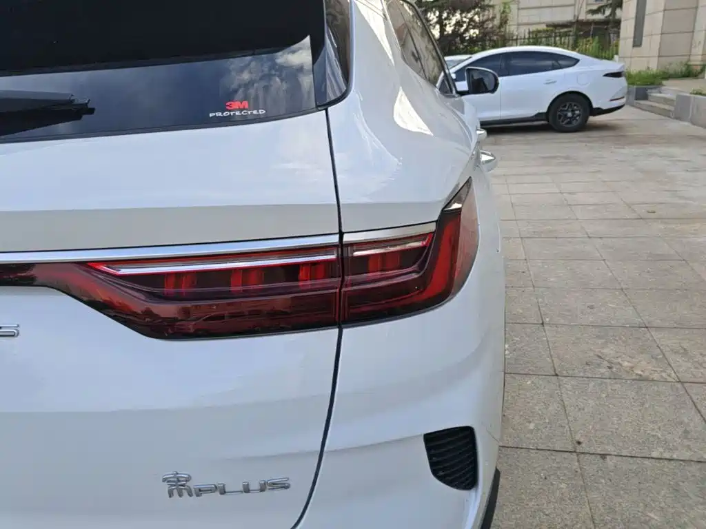 BYD PLUS New Energy — миниатюра 8