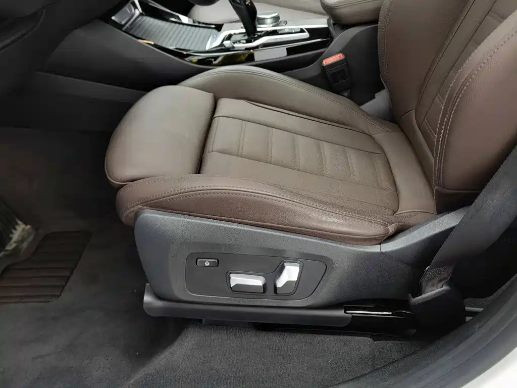 BMW X3 — миниатюра 20