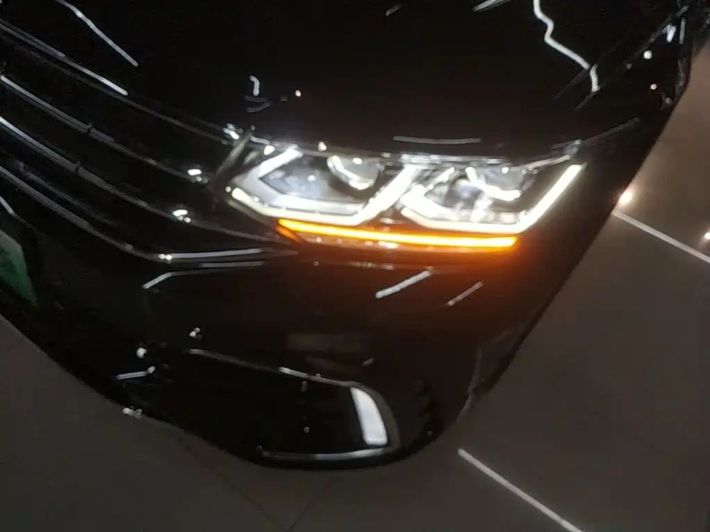 Volkswagen 途观L插电混动 — миниатюра 24