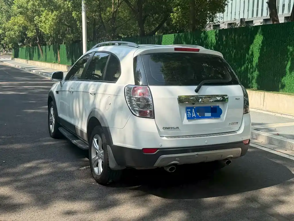 Chevrolet Captiva — миниатюра 5