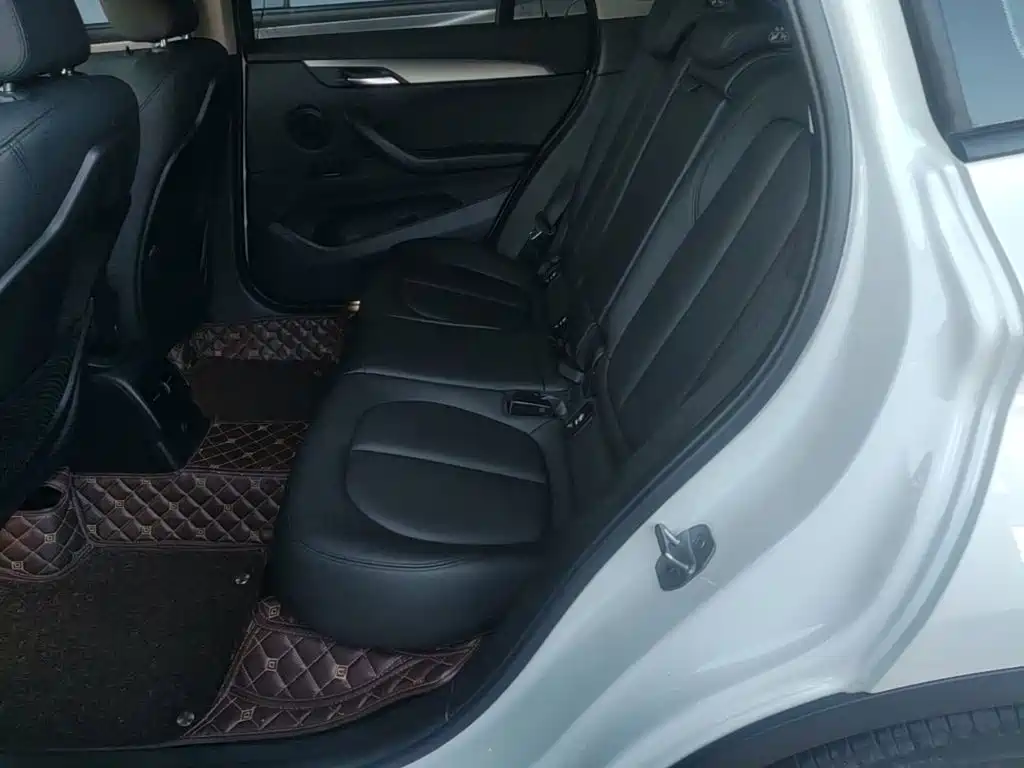 BMW X1 — миниатюра 17